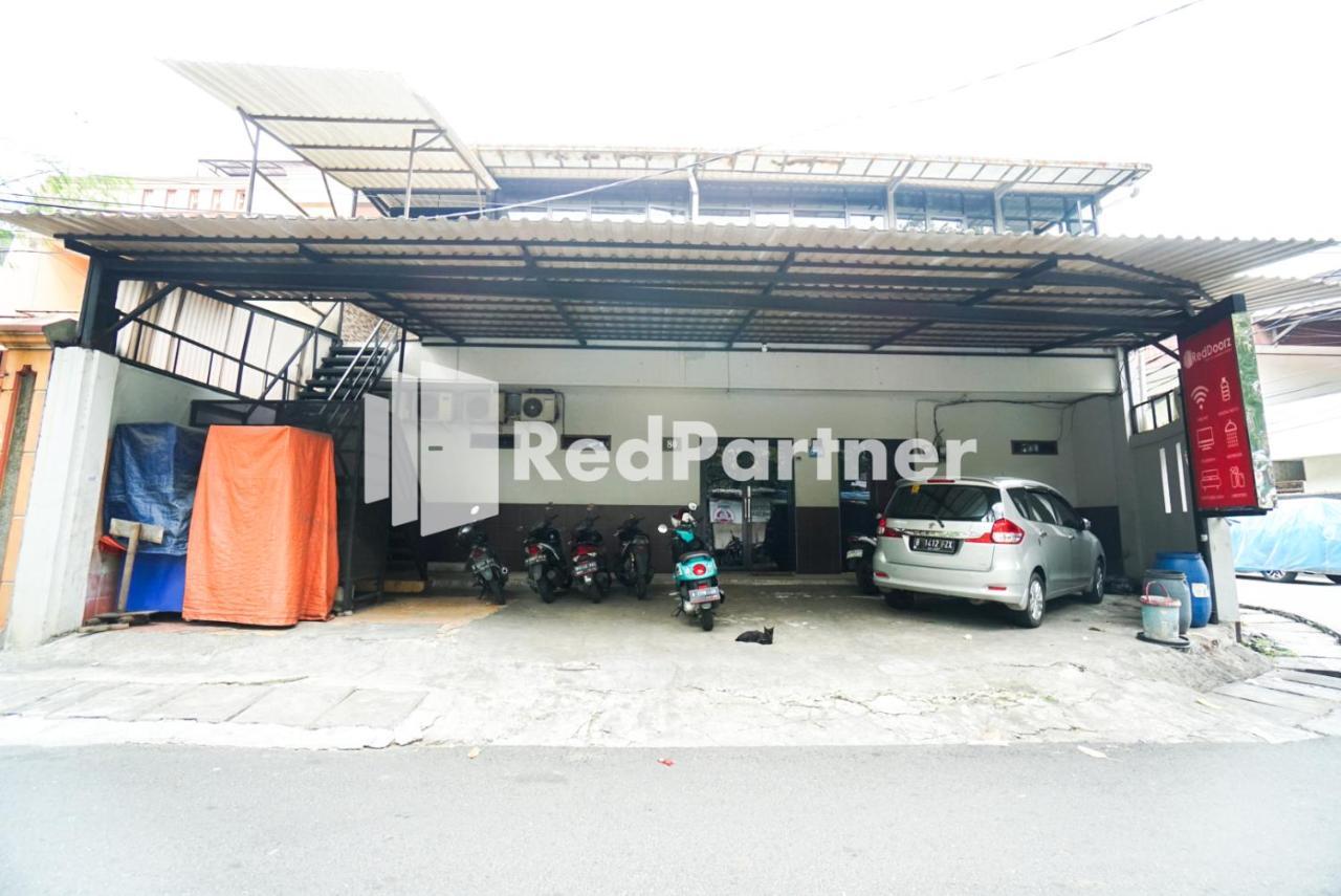 Hotel Bright Near Itc Mangga Dua Mitra Reddoorz Jakarta
