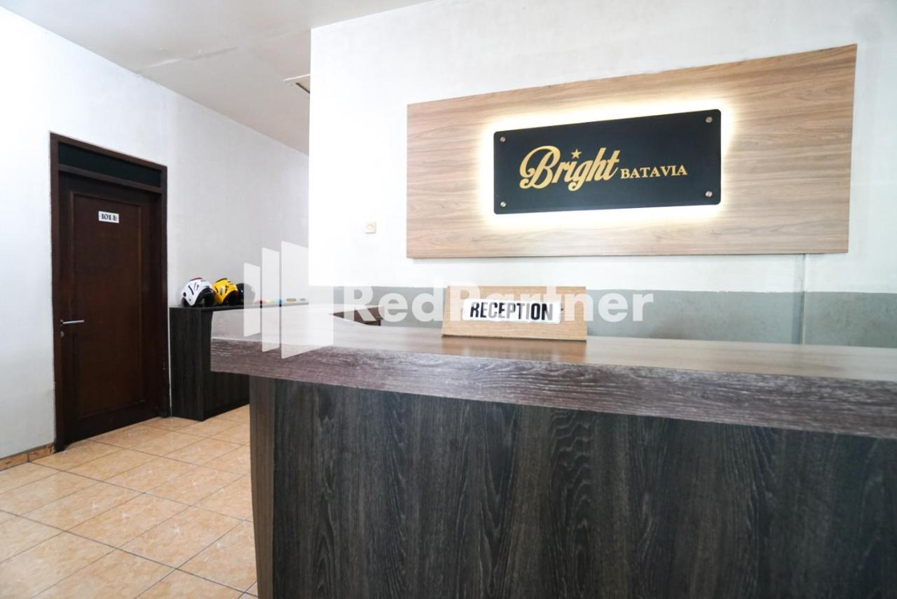 Bright Near Itc Mangga Dua Mitra Reddoorz 2* Jakarta