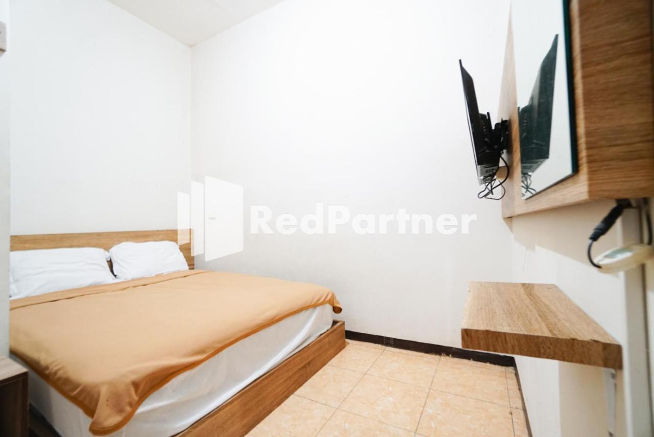 Bright Near Itc Mangga Dua Mitra Reddoorz Hotel Jakarta