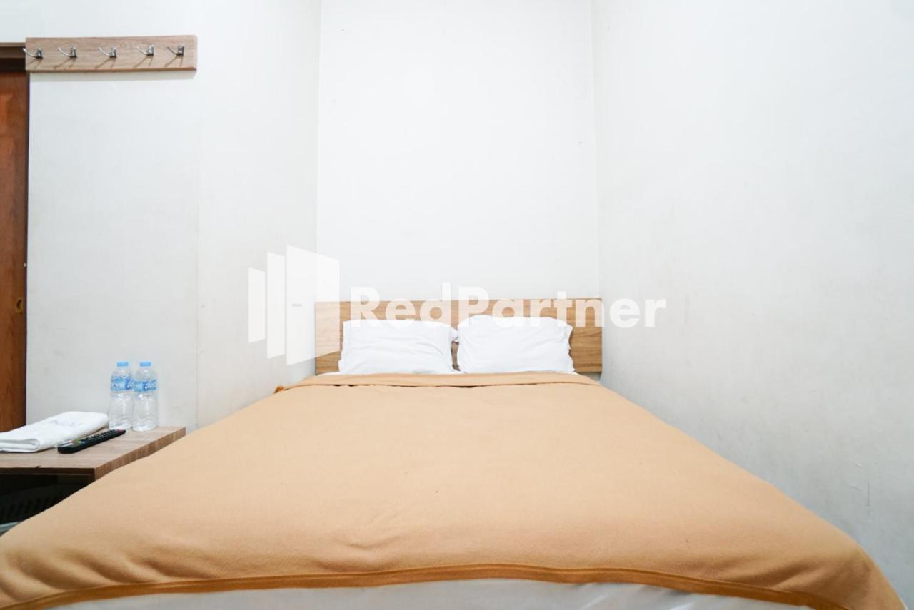 Bright Near Itc Mangga Dua Mitra Reddoorz Hotel Jakarta